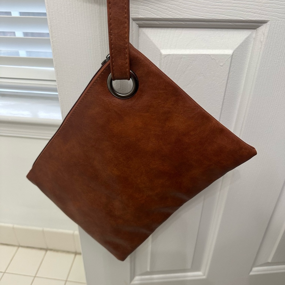 Brown Leatherette Men’s Wrist Clutch - Sleek Everyday Carry